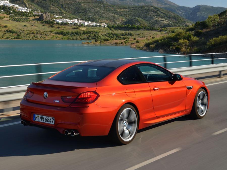 BMW M6 Coupe 2012 года  (фото 18 из 30)